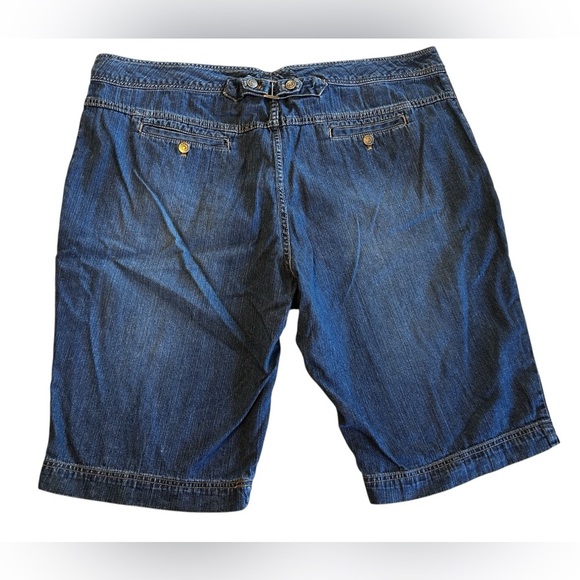 CJ Banks Women’s Denim Shorts High Waist Cinch Back Buckle Button 4 Pockets 24W. - Picture 2 of 9